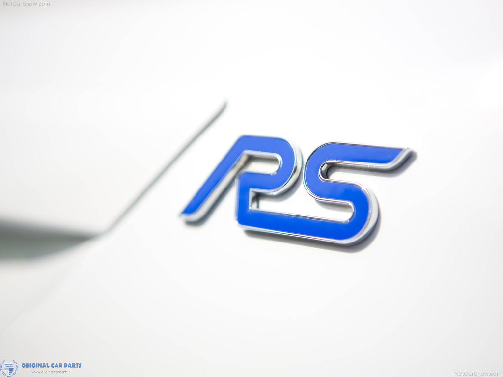 Ford-Focus-RS-2016-2018-logo-1670626