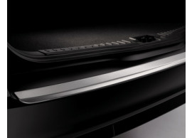 Ford-Focus-2011-2018-sedan-bumperbeschermer-in-3D-RVS-design-1709549