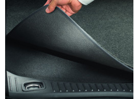 Ford-Mondeo-09-2010-08-2014-hatchback-beschermmat-voor-bagageruimte-zwart-met-Mondeo-logo-1749792