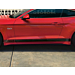 Ford Mustang (03/2018 - 03/2023) Ford Performance Tri-Bar zijstrepen met Mustang opschrift, glanzend zwart