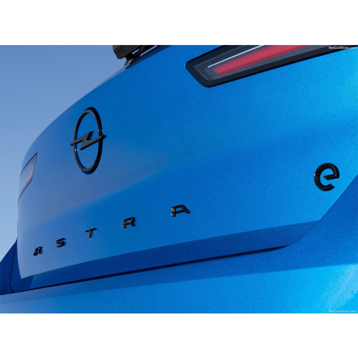 Opel Astra L (2021 - ..) embleem "ASTRA" op achterklep