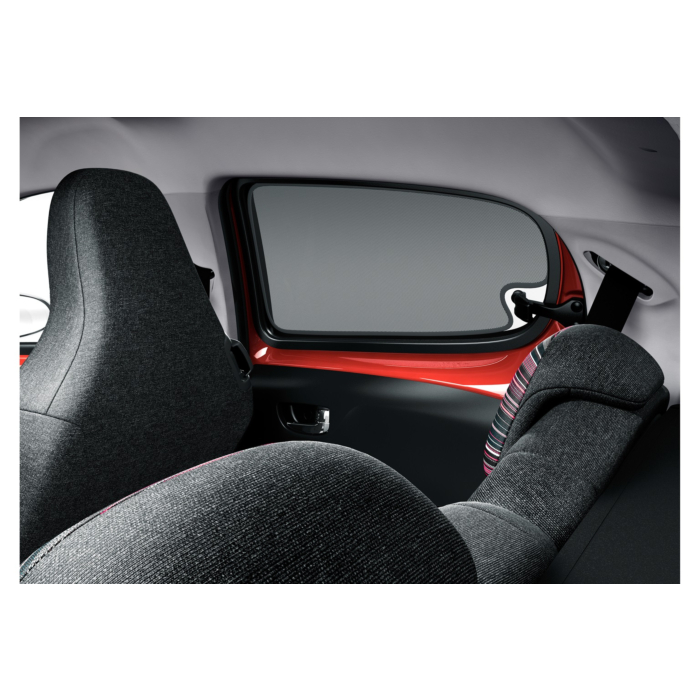 Peugeot 108 zonneschermen achterportieren