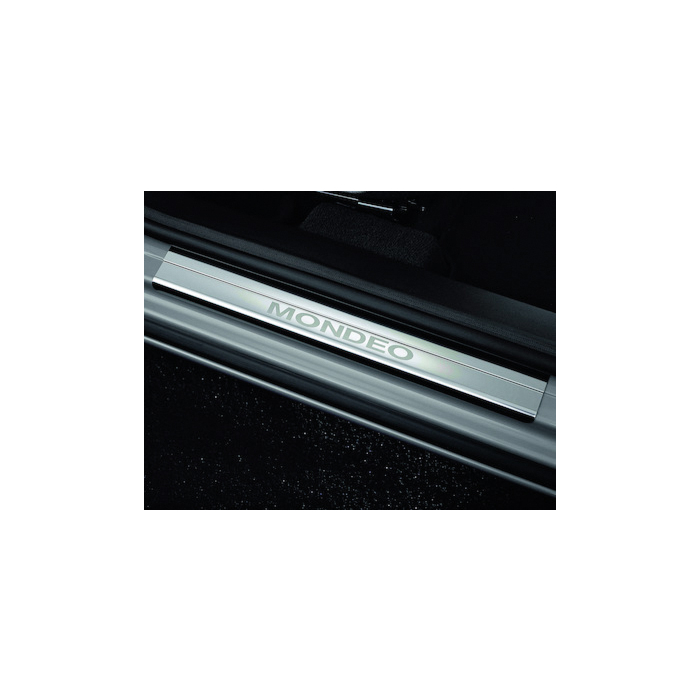 Ford Mondeo (03/2007 - 08/2014) instaplijsten voor, met Mondeo-logo