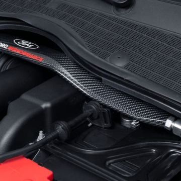 Ford Fiesta (07/2017 - 2023) dwarsbalk carbon