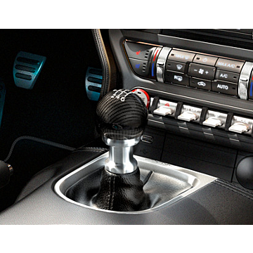Ford Mustang (03/2015 - 03/2023) gear shift knob with Ford Performance logo