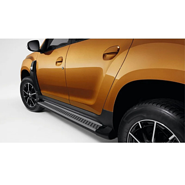 Dacia Duster (2018 - 2024) side steps