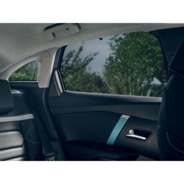 Citroen C4 (2020 - ..) sun blinds rear doors