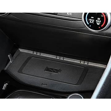 Ford Fiesta (07/2017 - 2023) Qi set voor draadloos opladen ge�ntegreerde voertuigspecifieke oplossing