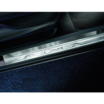 Ford C-MAX (11/2010 - 09/2018) instaplijsten voor, met C-MAX-logo in reliëf