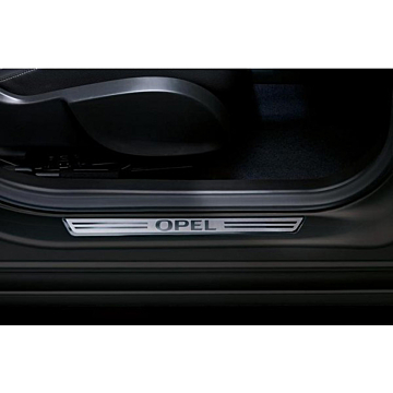 Opel instaplijsten kort