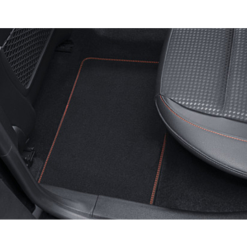 Ford Focus (04/2018 - 06/2020) vloermatten velours Premium achter, zwart met rode stiksels (behalve ST)